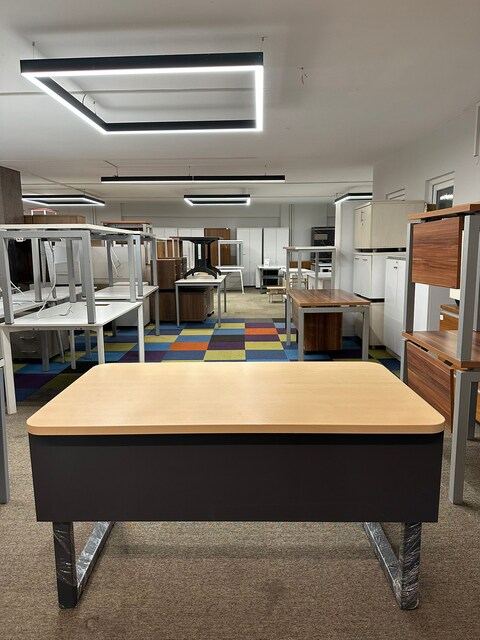 KLAS OFİS ÜSKÜDAR 140X80 AKÇAAĞAÇ ÇALIŞMA MASASI