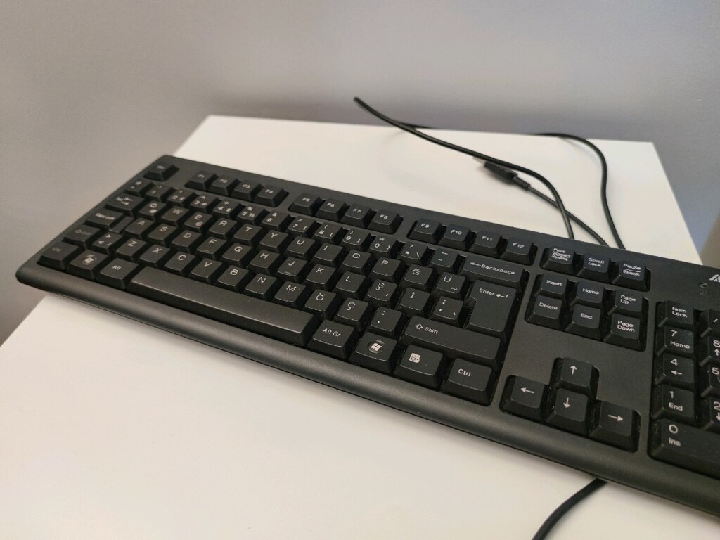 A4 TECH KLAVYE - Q KLAVYE - USB BAĞLANTILI - TÜRKÇE KARAKTERLİ - SİYAH
