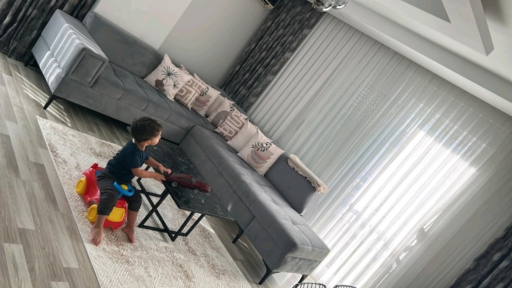 L koltuk , TV Ünitesi , orta sehpa , zigon sehpa , Yemek masası takımı - 6