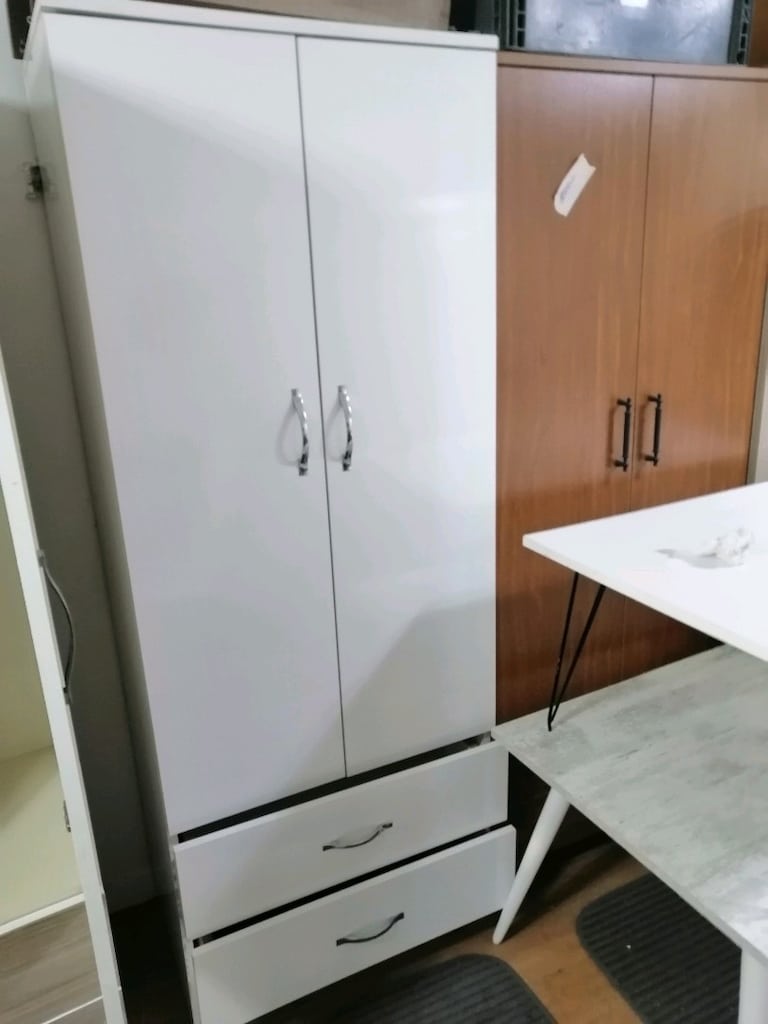 iki kapılı 2 çekmeceli askılıklı gardırop - 2