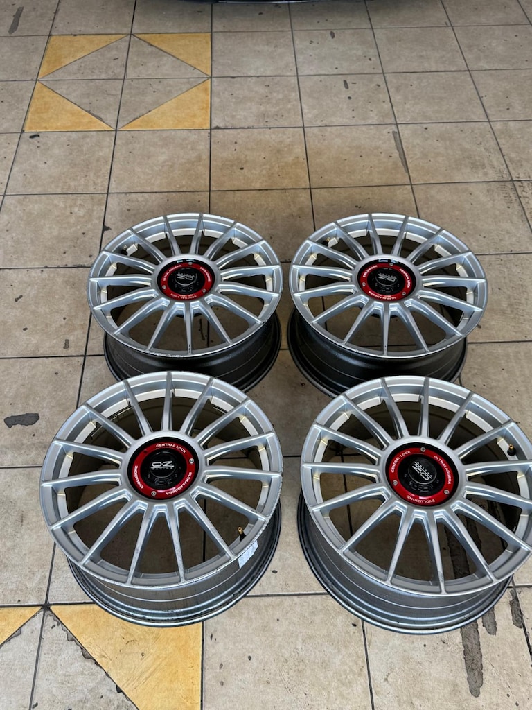 O.Z Racing Ultraleggera 18 İnç Jant Takımı (5x112) - 4