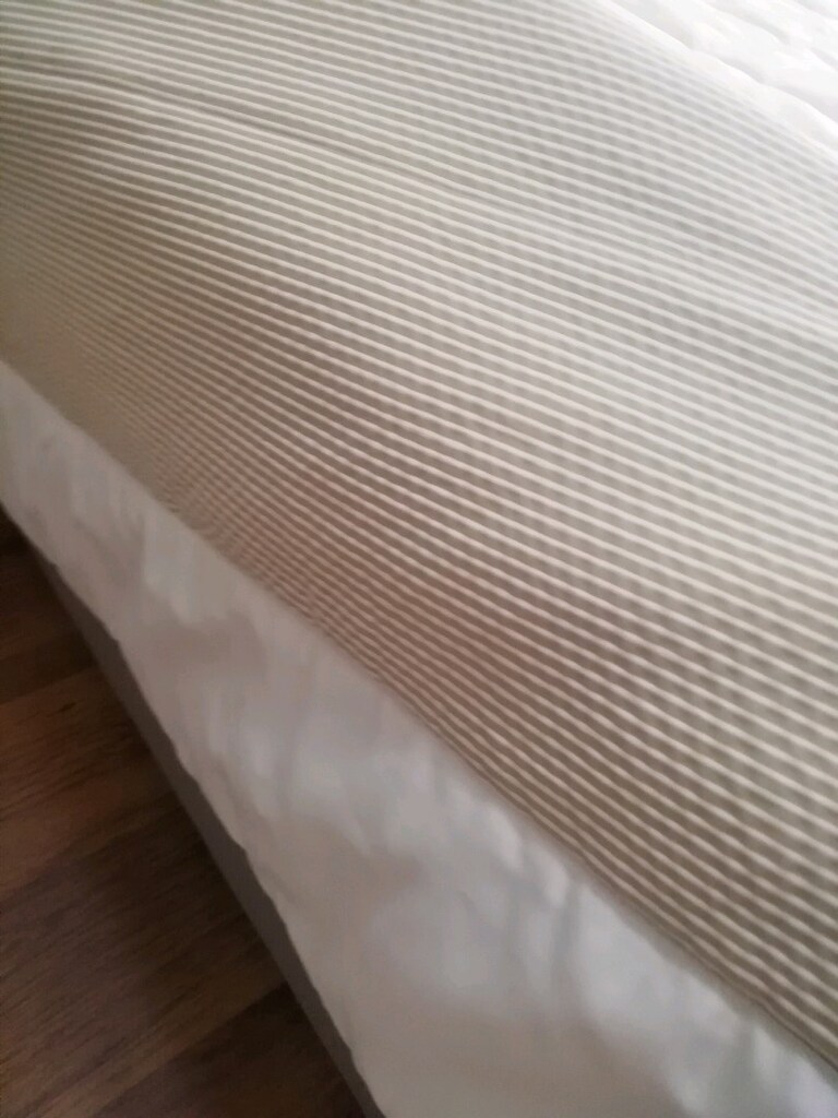 Linens marka yatak örtüsü seti - 2