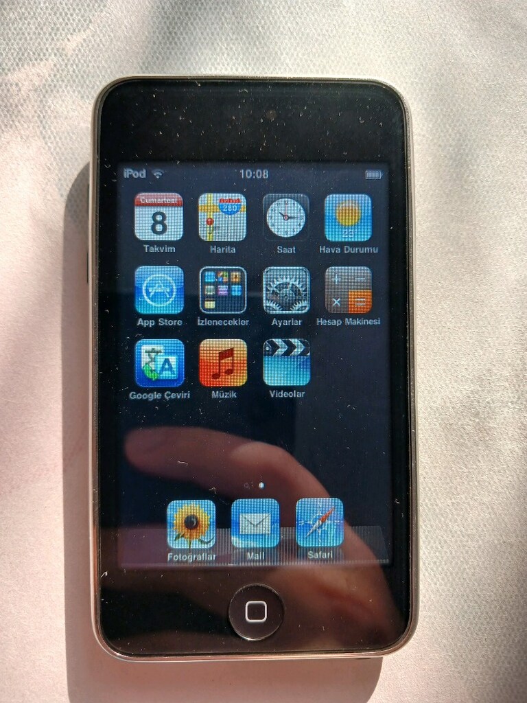 IPOD TOUCH 2.NESİL - 2