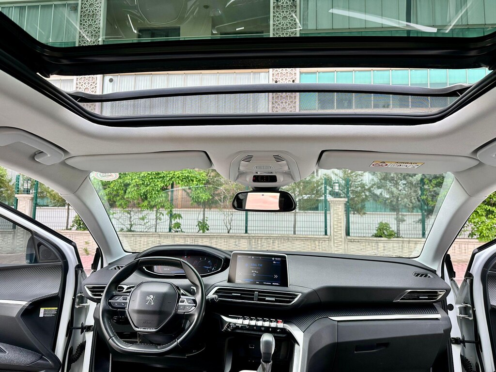 Peugeot 3008 2019 - 11