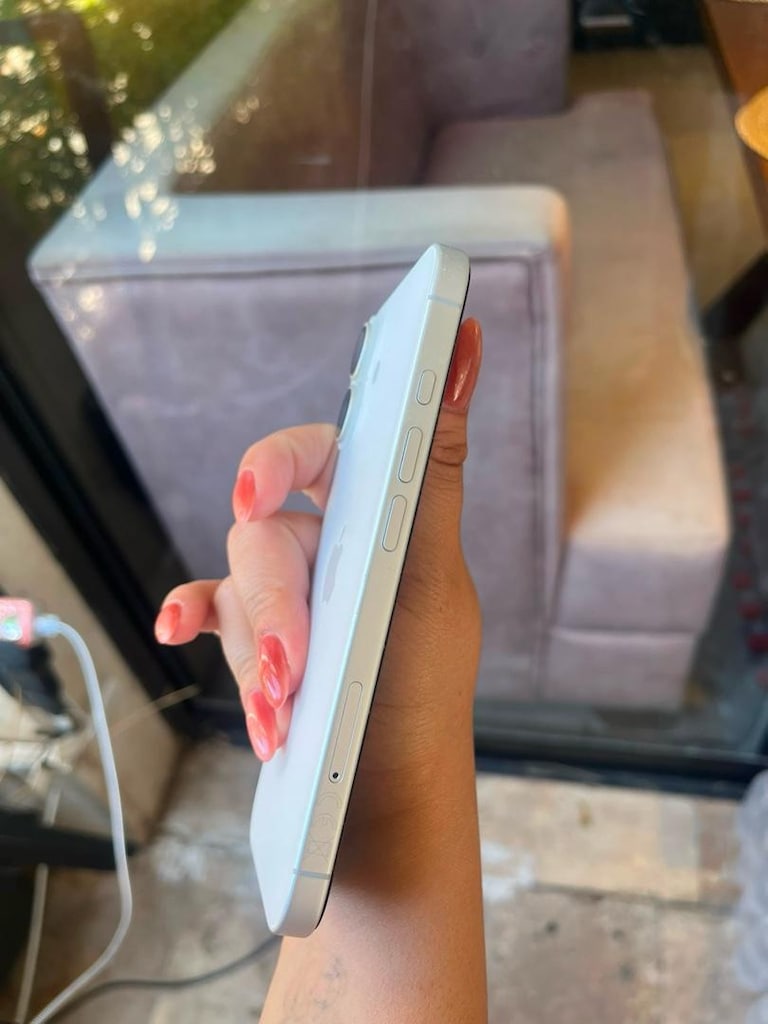 İphone 16 Beyaz Türkiye Garantili Telefon - 6