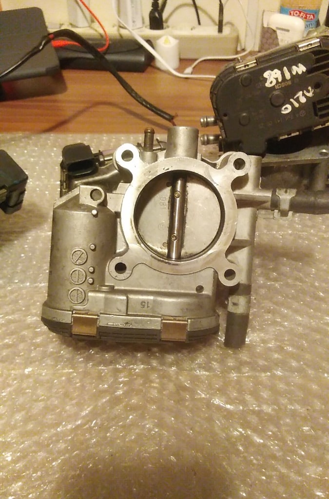 MERCEDES M111 MOTOR GAZ KELEBEK C W203 S203 CL203 C180 C200 - 2