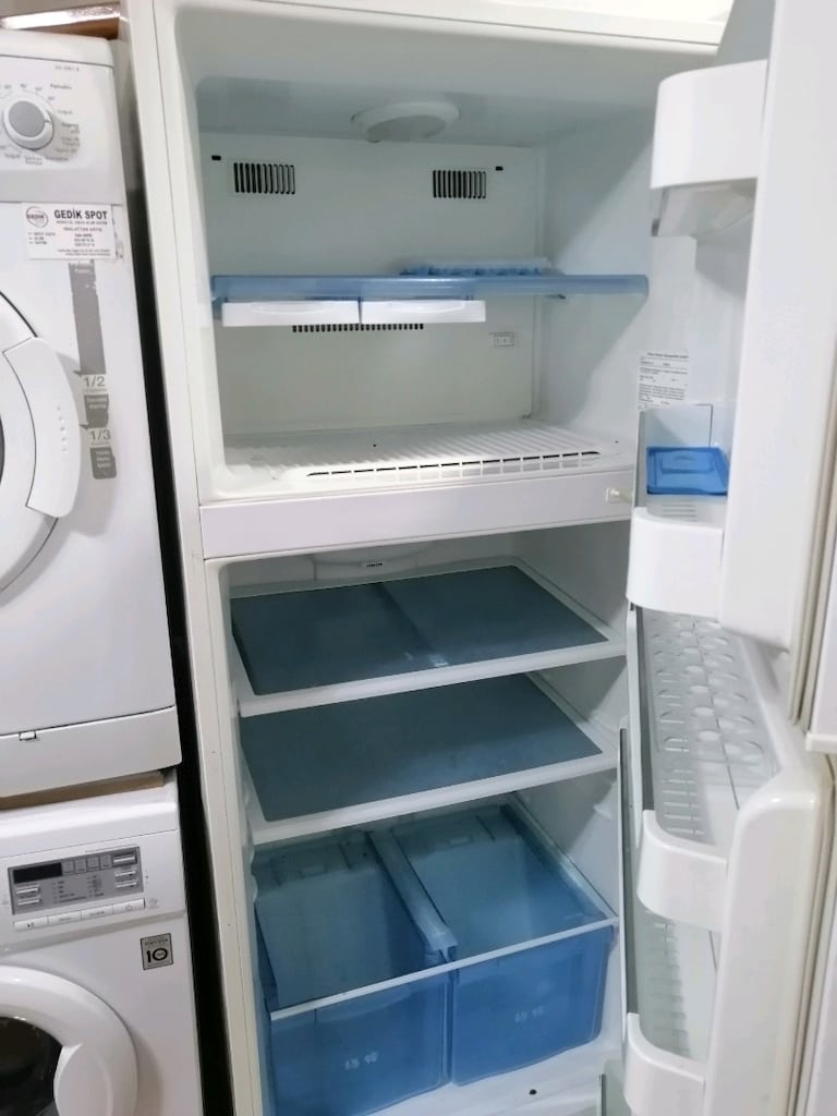Bosch marka 543 litrelik çift kapılı NoFrost buzdolabı - 13