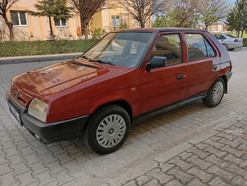 skoda favorit - 4