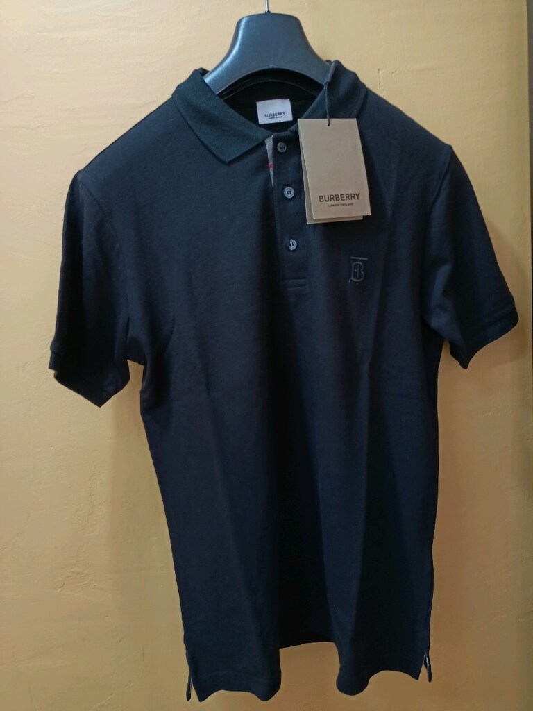 Burberry Tshirt