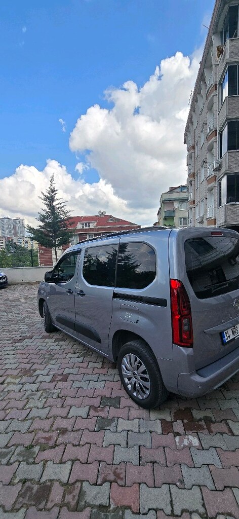 opel combo 1.5d Essential otomatik - 7