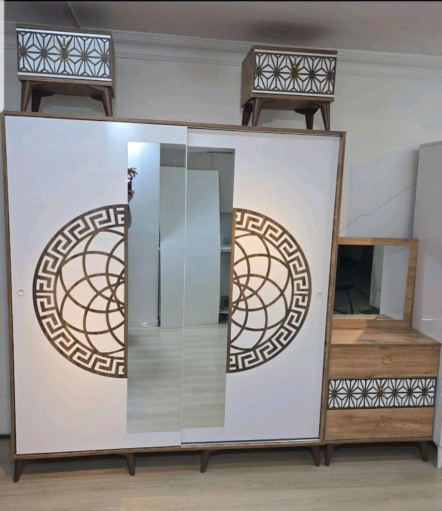 4 Parça Yatak Odası Takımı (Sürgülü dolap+2komodin+şifonyer) - 9