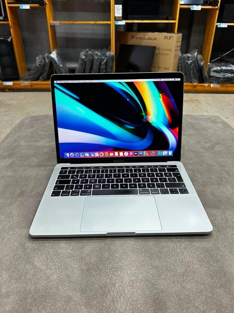 MacBook Pro Taucbarlı - 7
