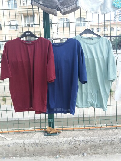 TRENDYOL T-SHIRT 3 ADET L BEDEN RAHAT KESİM KADIKÖY İSTANBUL