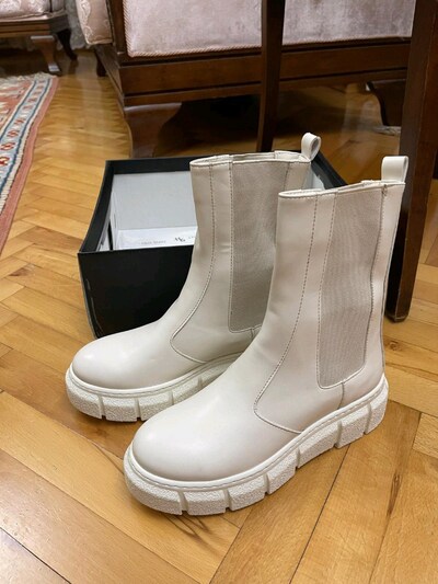 Nine West Sıfır Bot