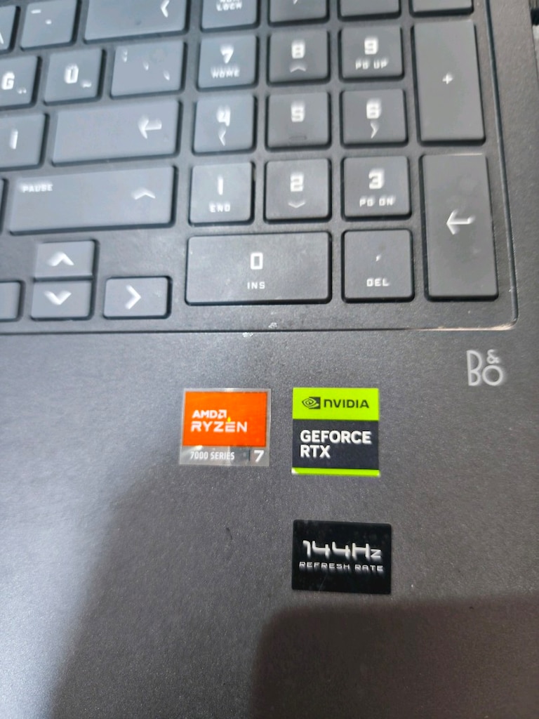 hp victus ryzen 7 32gb ram 1 TB nvme rtx4060 - 4