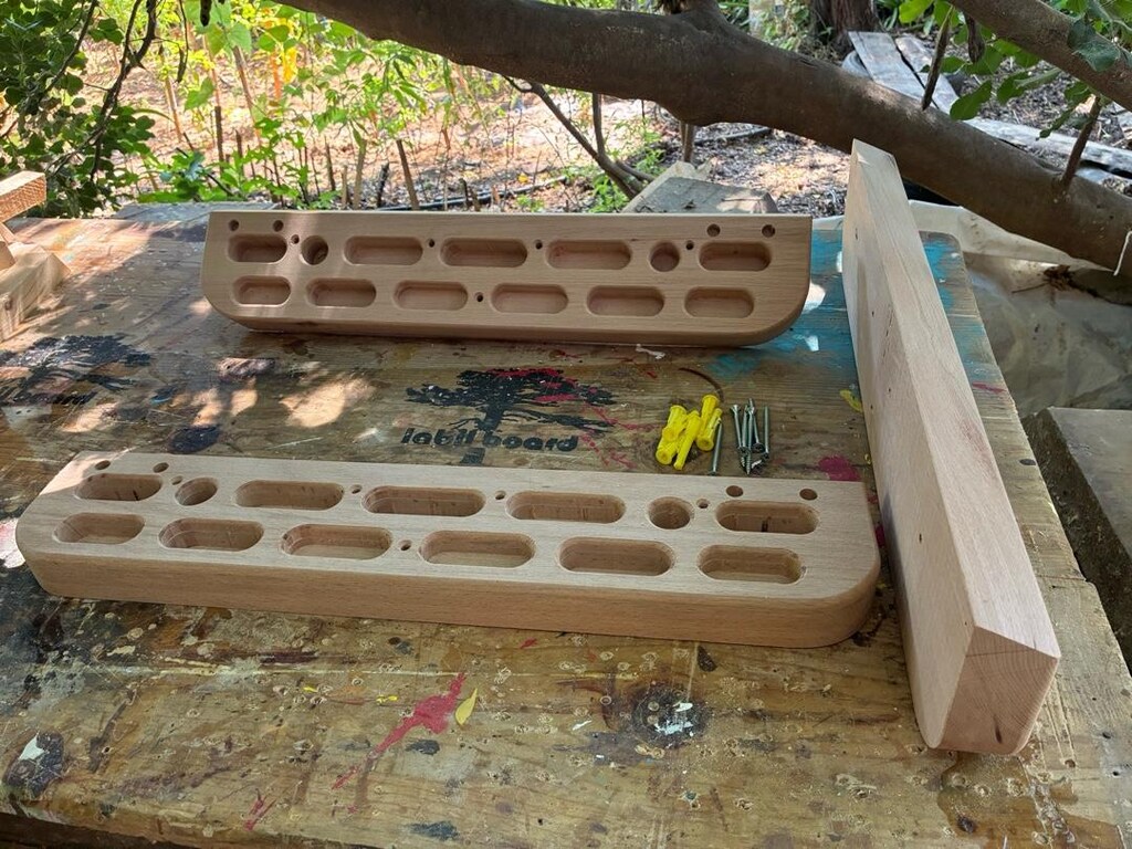 hangboard - 5