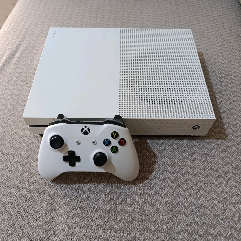 TAKASA TEKLİFLERİNE AÇIK XBOX ONE S