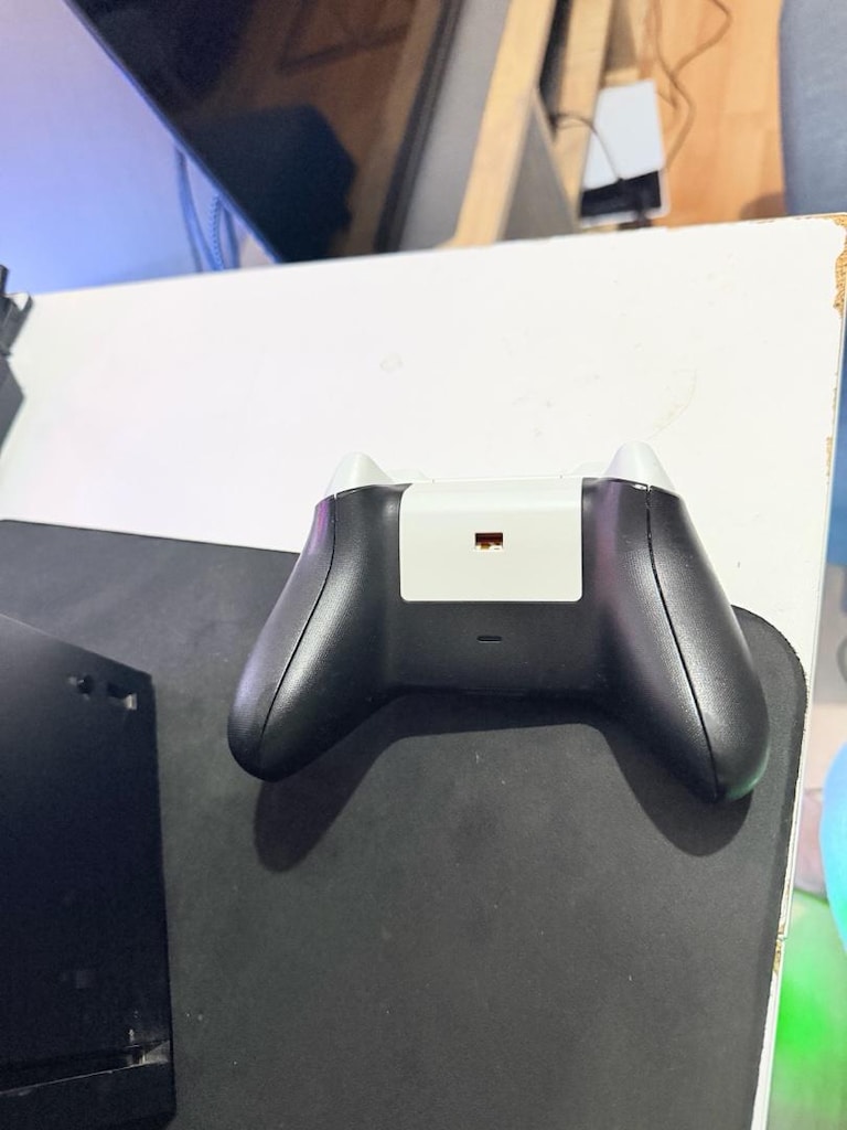 TEMİZ XBOX SERİES X 1 TB SSD - 3