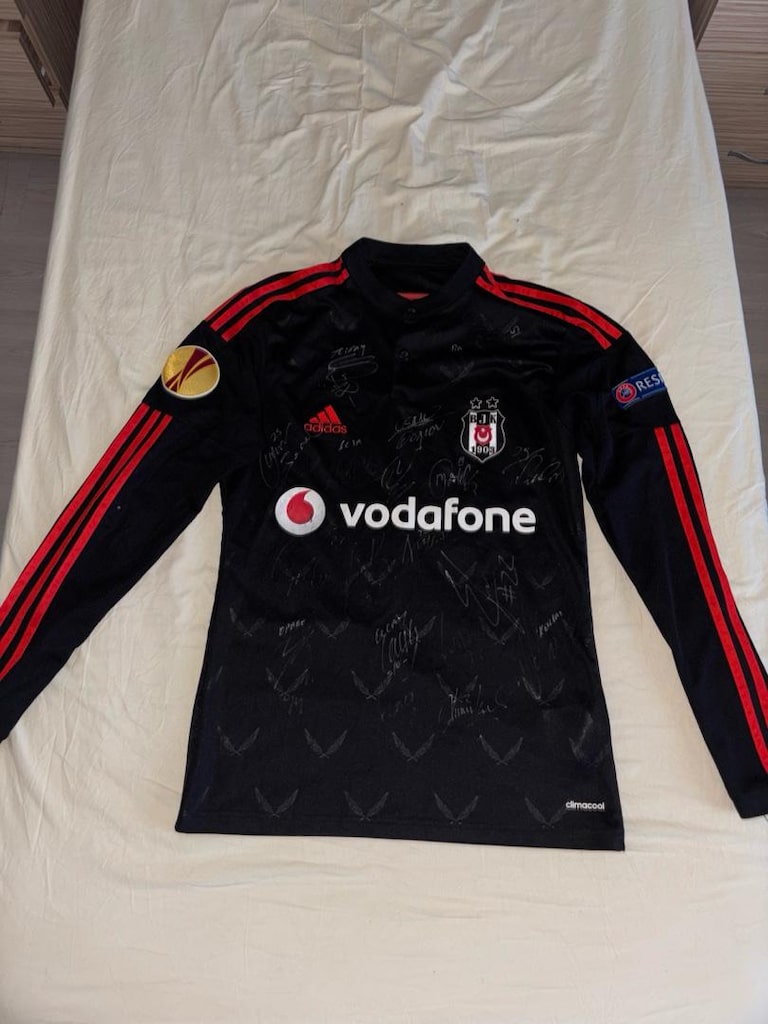 İmzali Orjinal Beşiktaş forması - 7