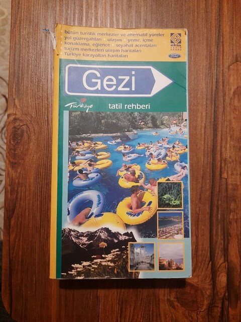 Türkiye gezi, tatil rehberi kitabı 2004