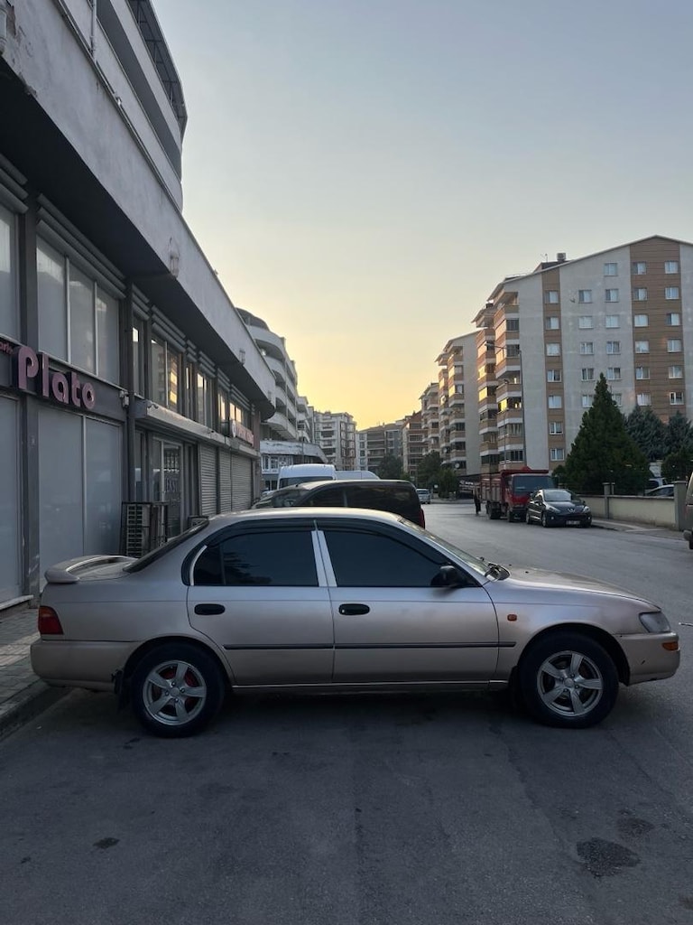 Değişensiz Corolla 98 model 1.3 - 14