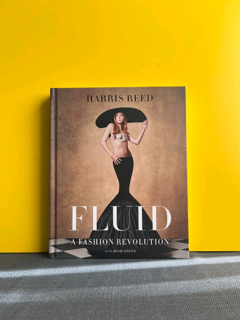 Fluid Fashion Revolution İngilizce Moda Sanat Giyim Kitap