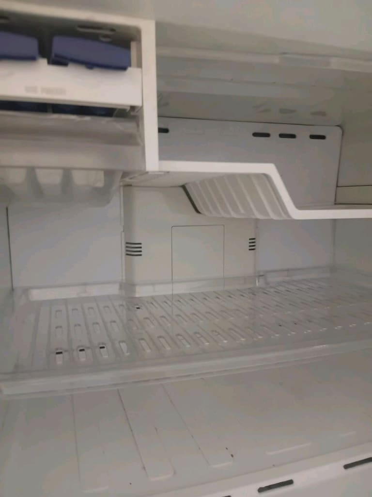 Arçelik buzdolabı çok temiz hiç bir sıkıntısı yok - 9