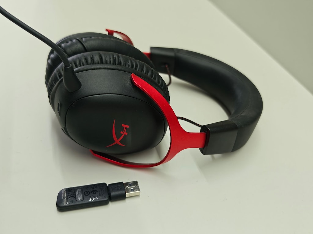HyperX Cloud III Wireless 2.4 GHz Kablosuz Oyuncu Kulaklığı - 2
