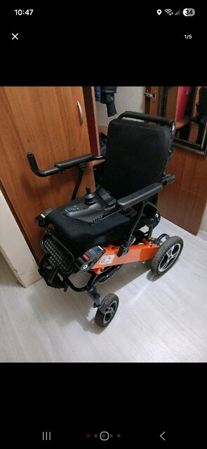 akülü tekerlekli sandalye