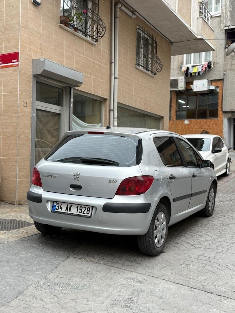 sahibinden temiz sıfır şanzımanlı aile aracı 307 - 9