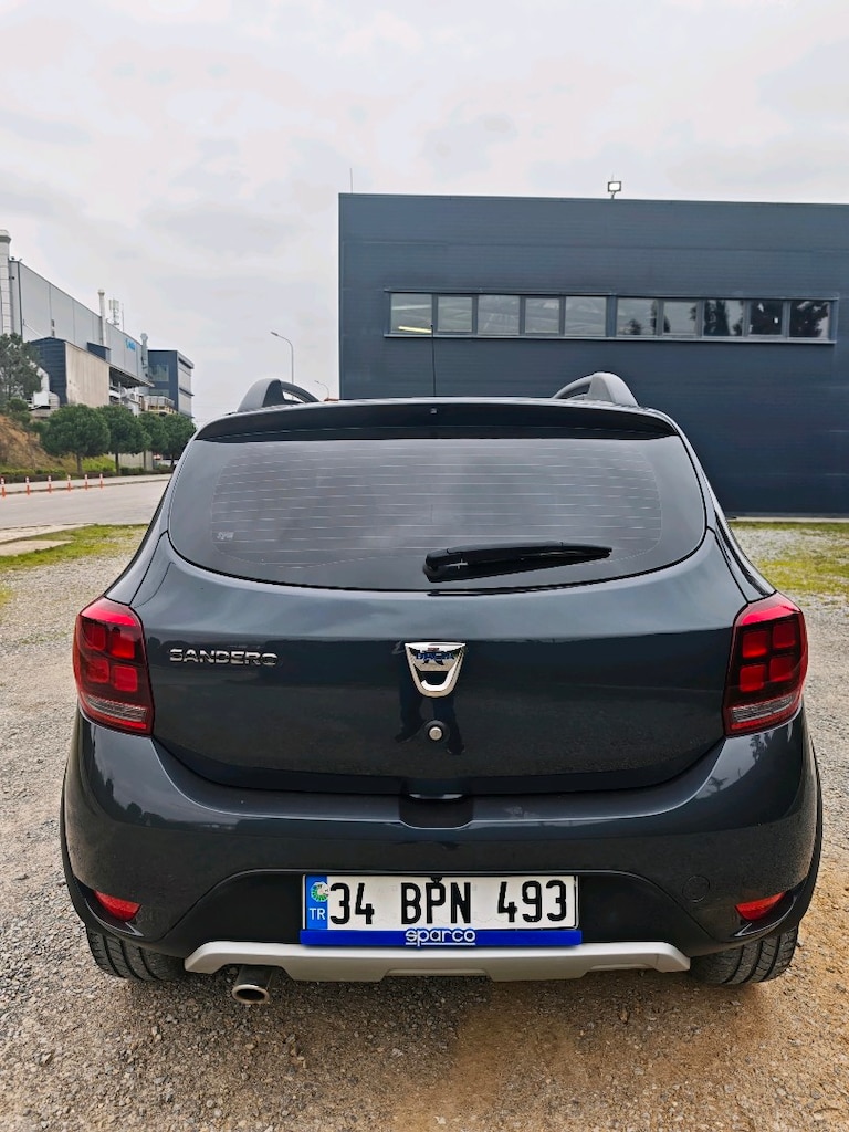 Sandero otomatik 16.000km - 5