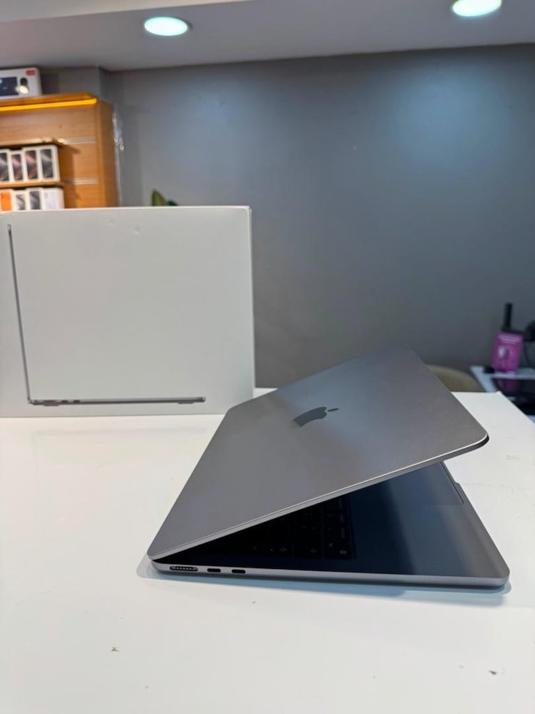 MacBook Air M2 16 GB RAM 256 GB SSD HATASIZ - 2
