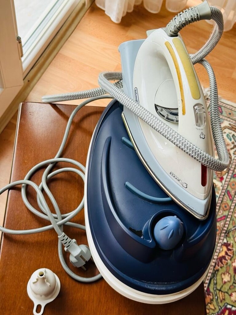 Delonghi Buhar Kazanlı Ütü - 6