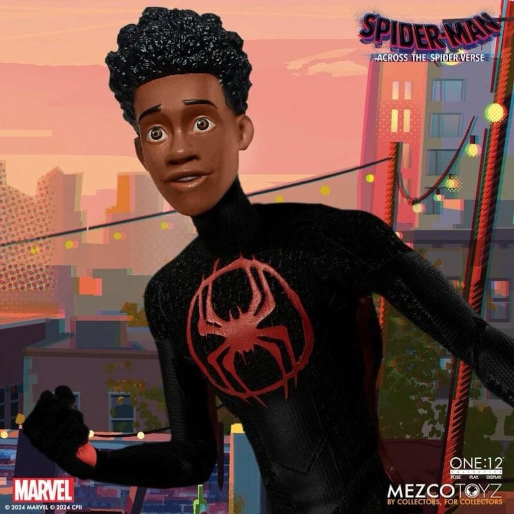 Mezco One:12 Spider-Man Miles Morales - 13