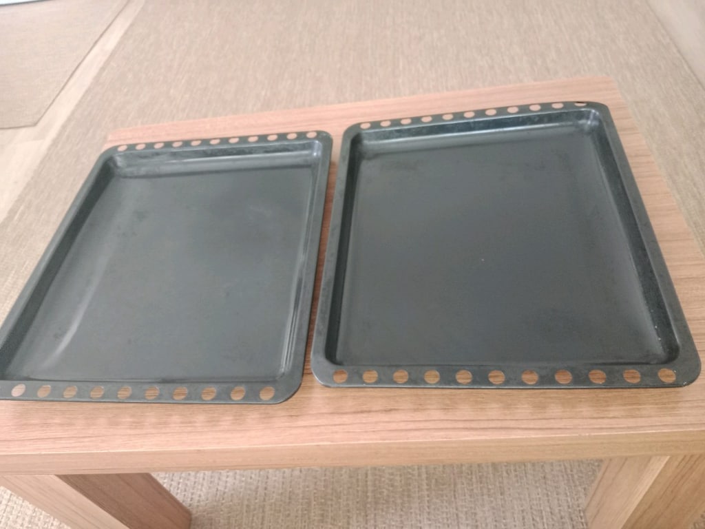2 adet fırın tepsisi