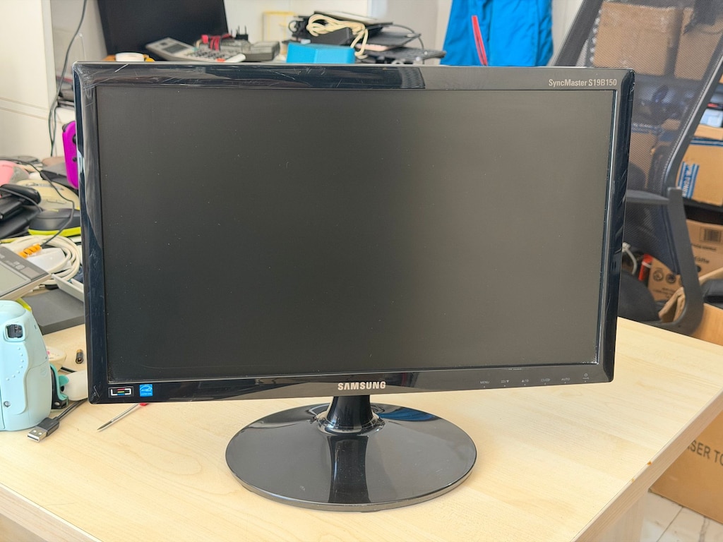 SAMSUNG 18,5'' S19B150N GENİŞ EKRAN LED MONİTÖR - 3