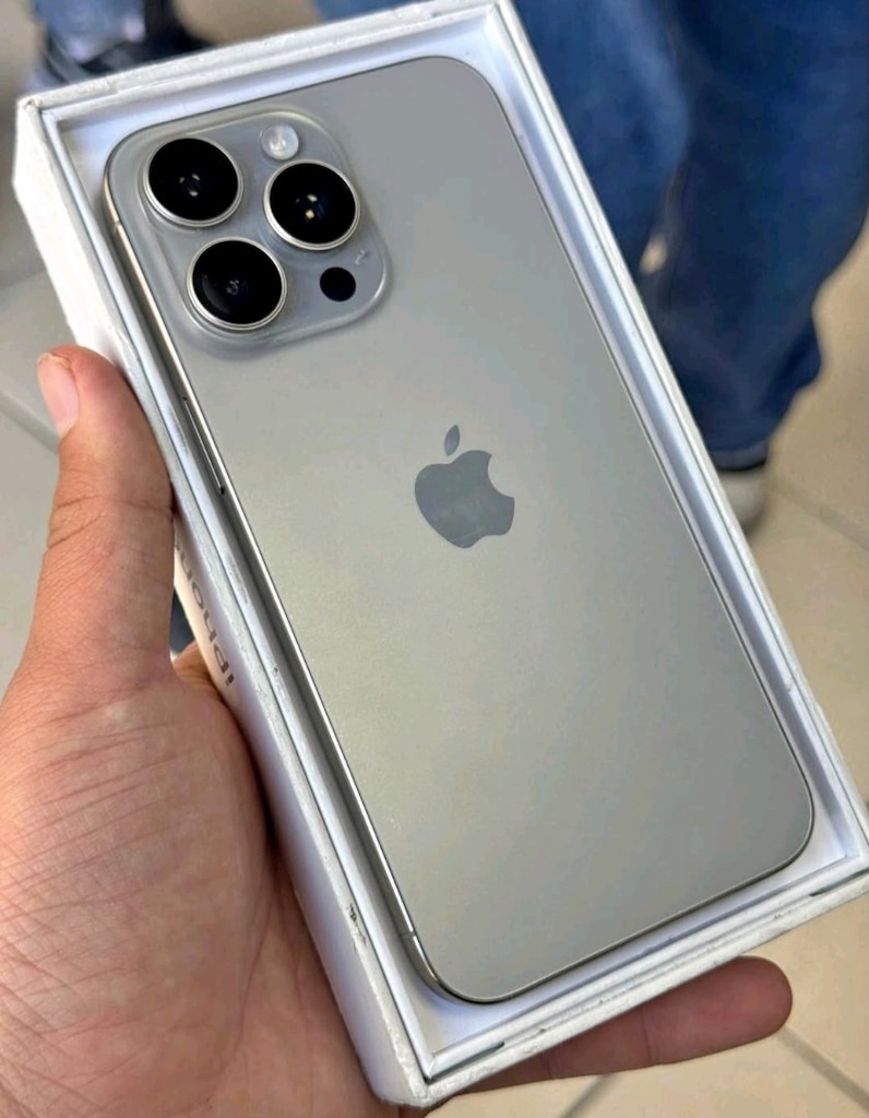 15 promax 256 gb