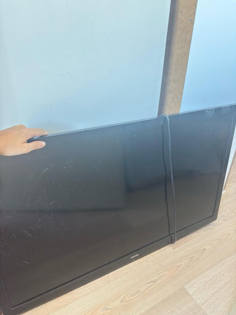 Vestel LED TV 42 büyük ekran - 4
