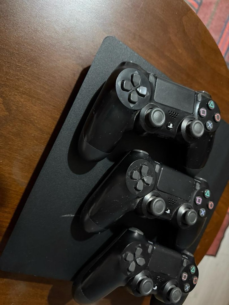 PS4 Slim 500GB Temiz cihaz - 4
