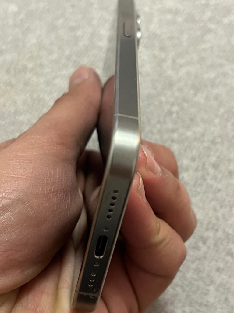 İphone 15 Pro 1 Tb YD - 3
