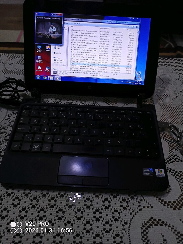 HP Compaq mini notbuk - 9