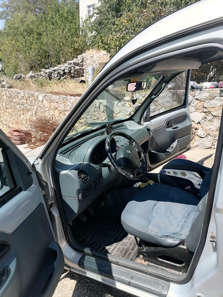 1.4 kango rte cift airbeyk ful bakımlı yeni muayene - 2