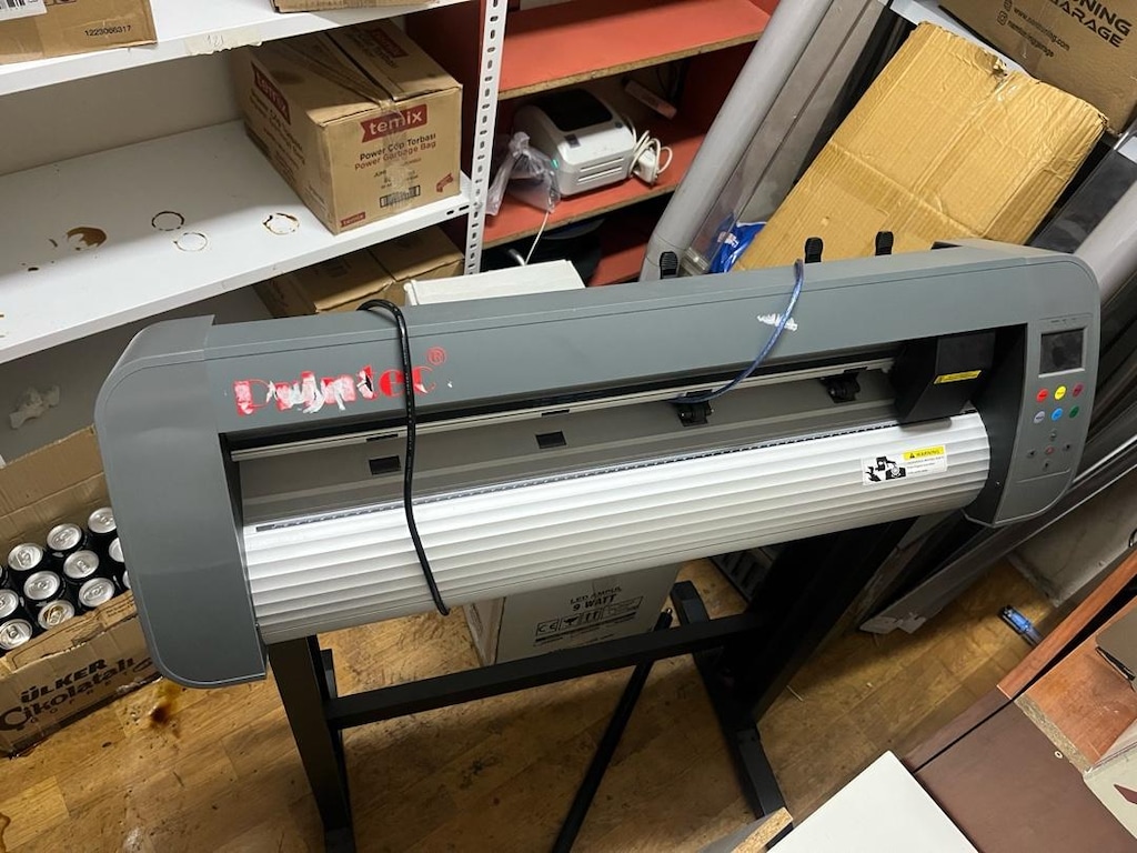 Plotter Folyo kesici makinesi ve Press Makinesi acil satılık