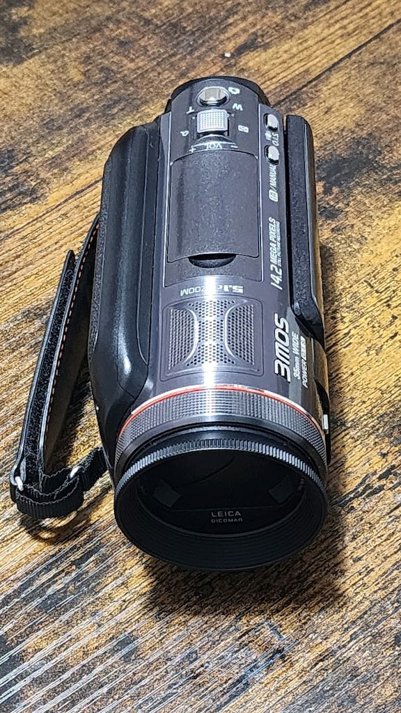 Panasonic HDC-HS700 14.2MP SD/240GB HDD Hybrid 35mm Wide Camcorder - 7