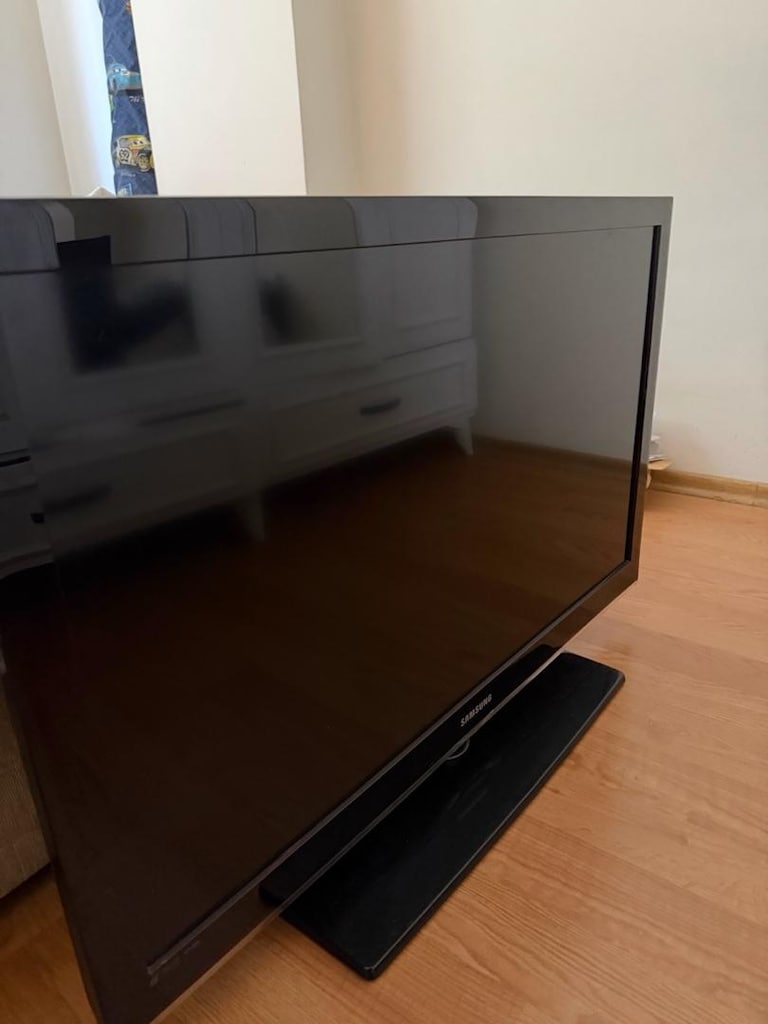 Samsung LE40C530 40 Inç (102 Ekran) Full HD LCD TV"