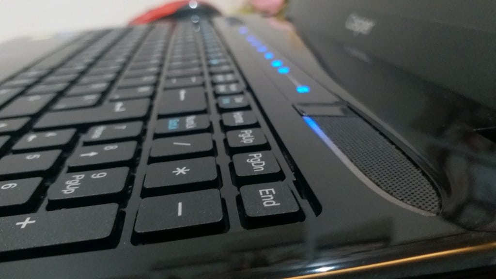 Sayfama Bakın... Tertemiz Mavi Işıklı Güçlü Nirvana i5 - 8gb RAM - SSD - 4