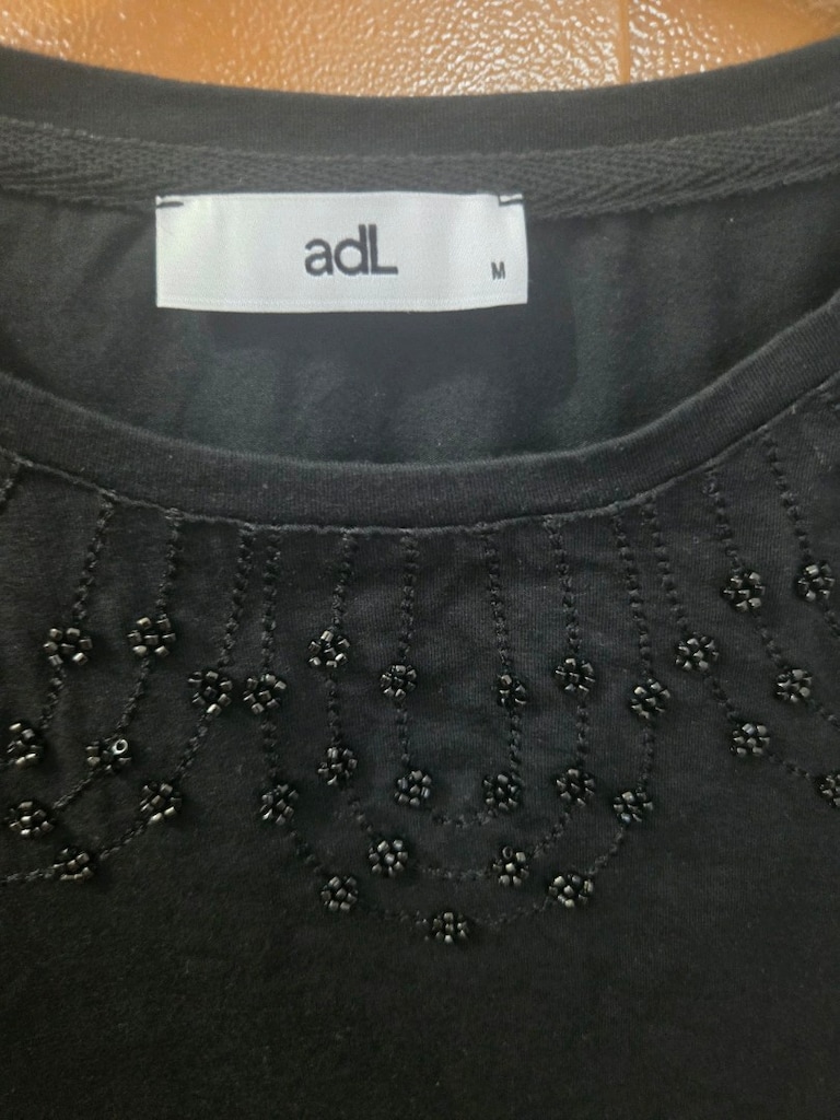 adl orijinal siyah işli tshirt