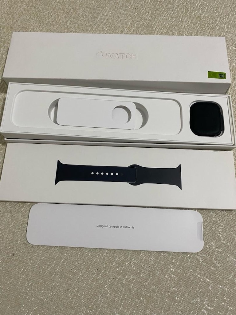 Apple Watch Series 7 45 mm GPS | Kutu + Metal Kordon + 3’ü 1 Arada Kab - 9
