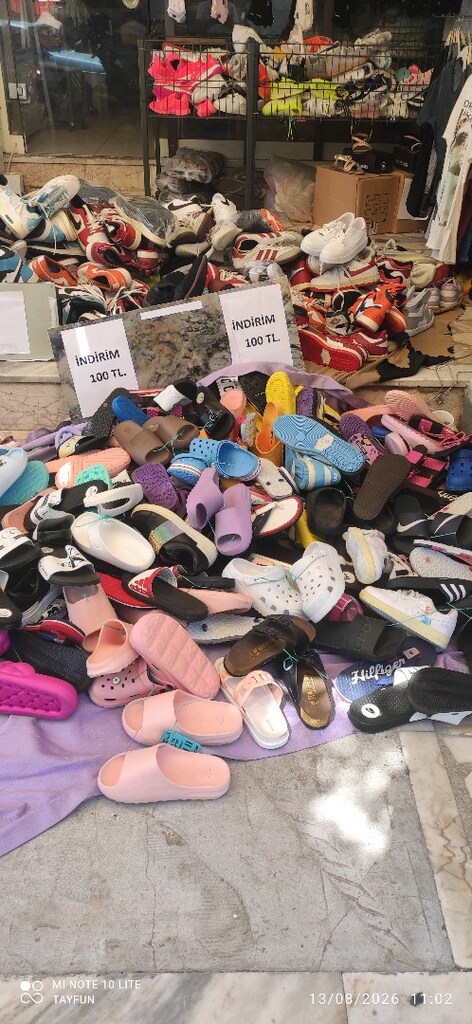 BÜYÜK İNDİRİM SPOR AYAKKABI. 300 TL BİRKENSTOCK. TERLİK. 250 TL - 2