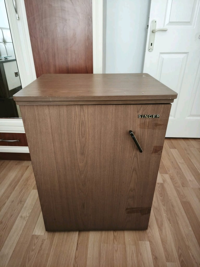 singer yoknaz 1301 dikiş makinesi ve dolabı - 5